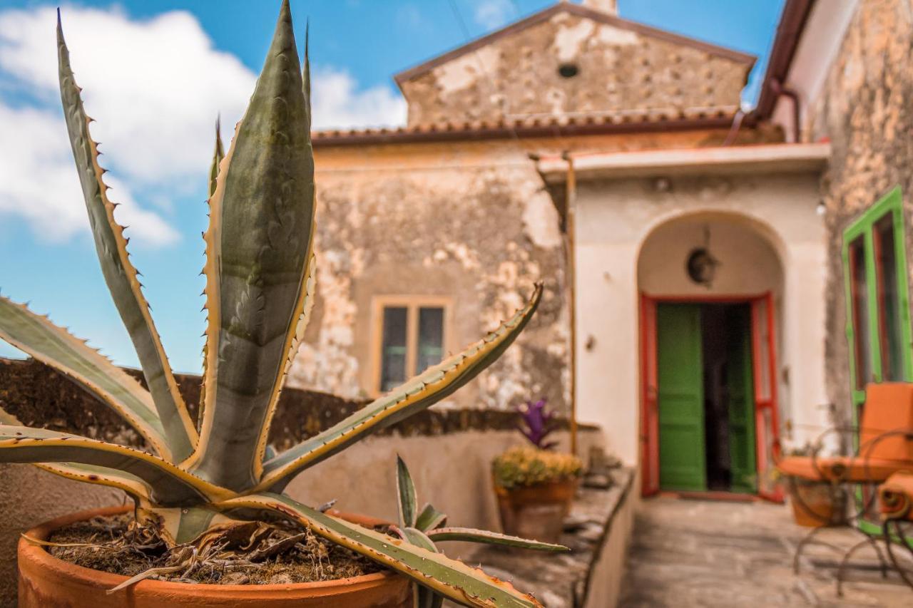 Palazzo Pascale Bed & Breakfast Casal Sottano Exterior photo